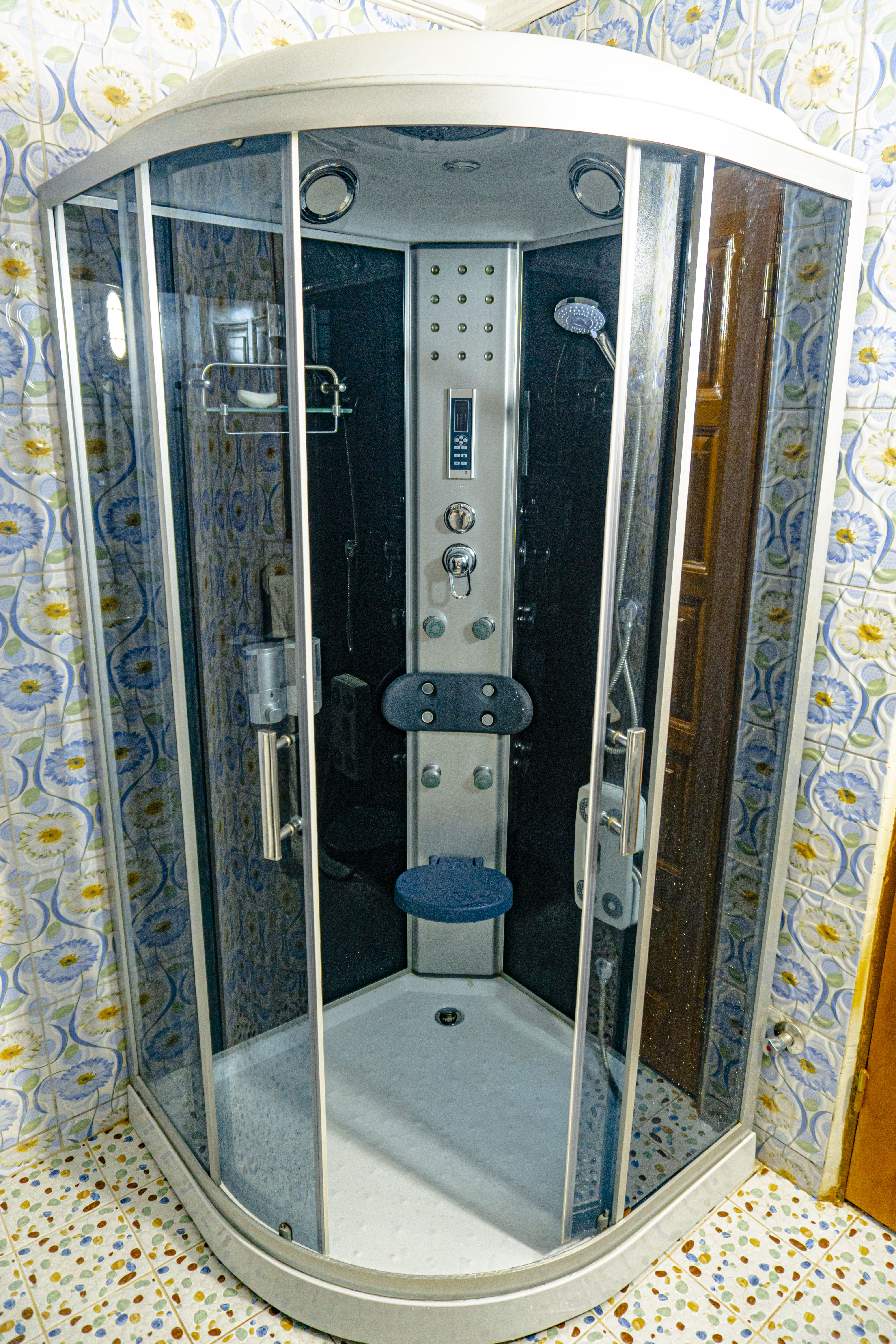 Extended Stay Guesthouse/Hotel and Hotel