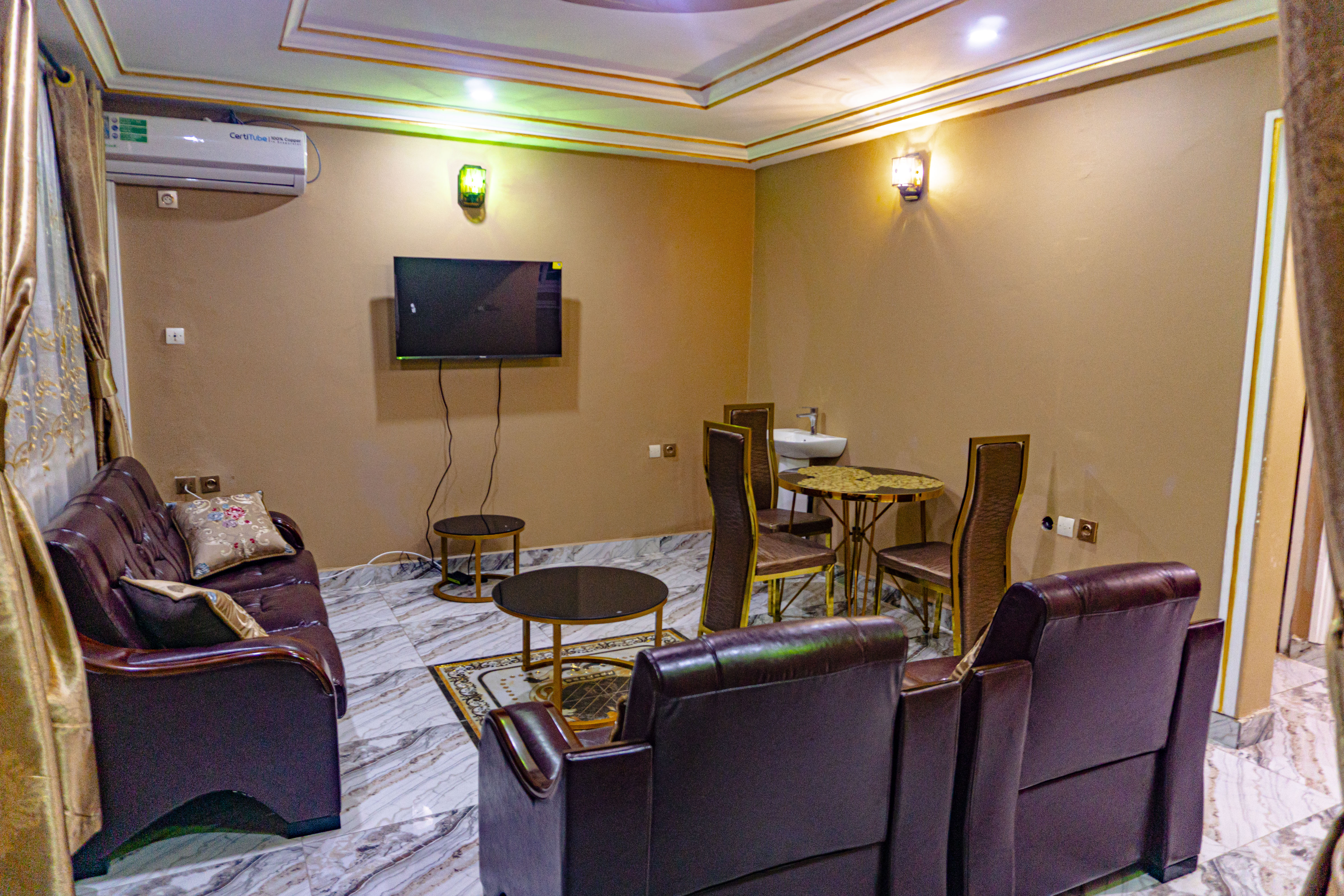 Guesthouse in Yaounde