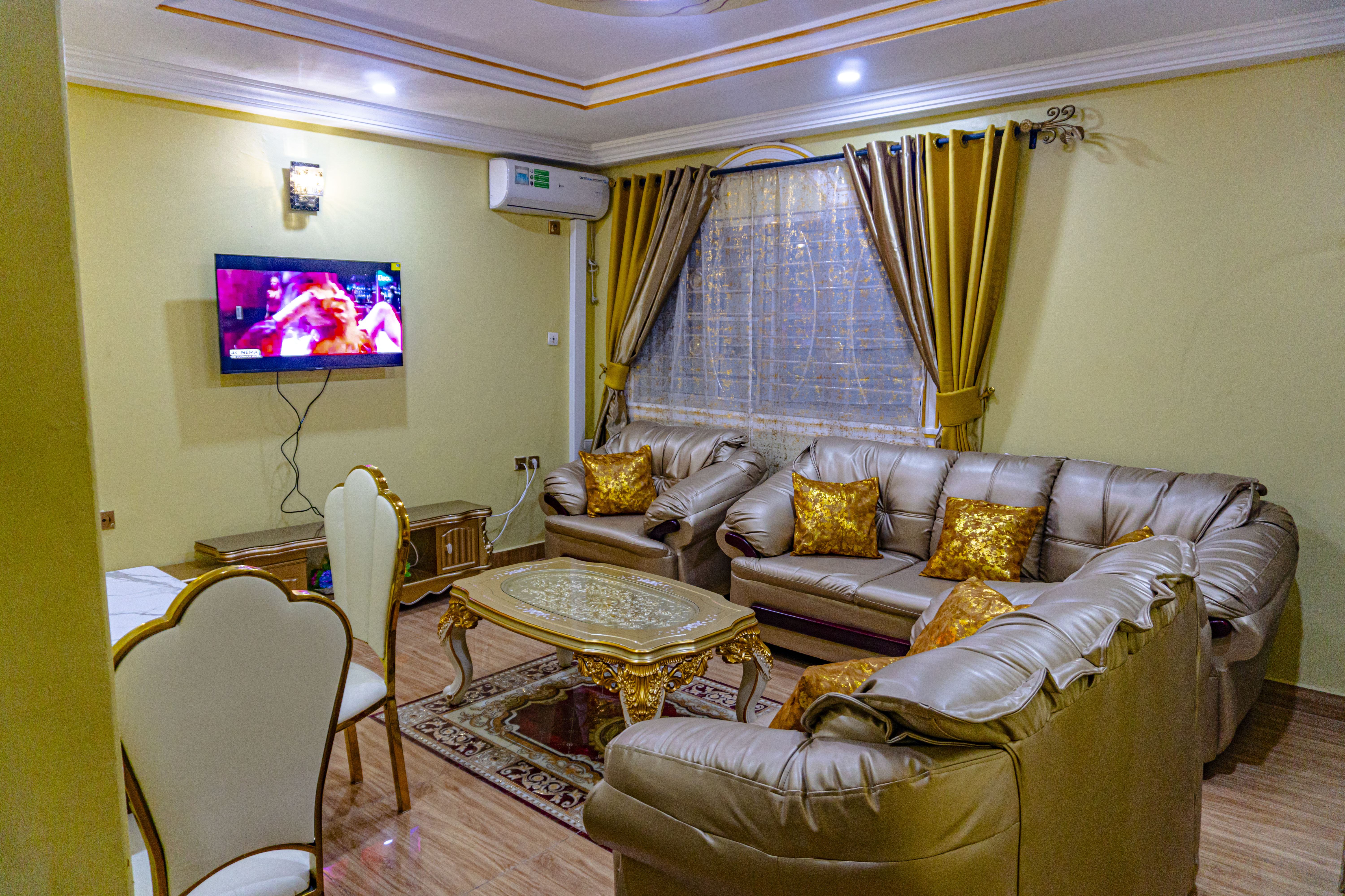 Yaounde Guesthouse/Hotel 