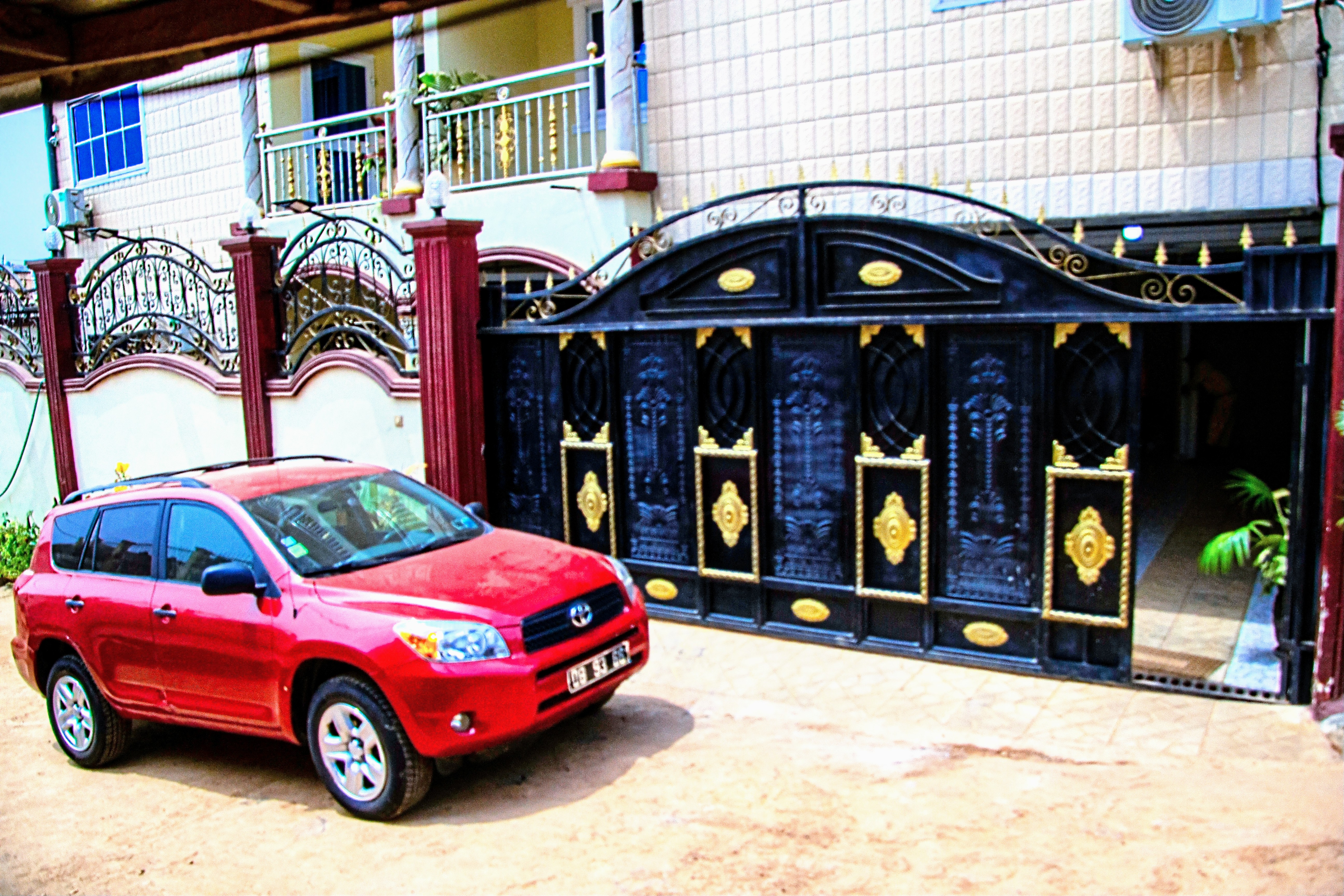 Secure Guesthouse/Hotel in Yaound